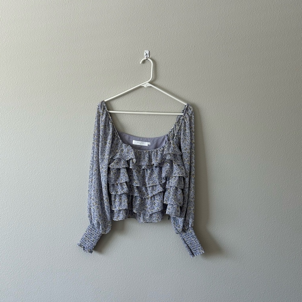 Women's Ruffled Tops